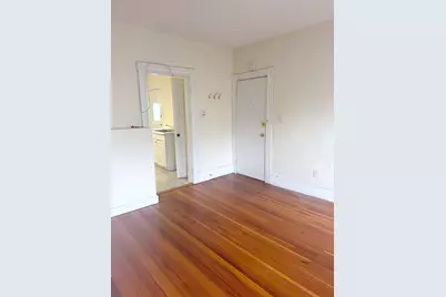 379A Cardinal Medeiros #5, Cambridge, MA 02141 - Photo 3