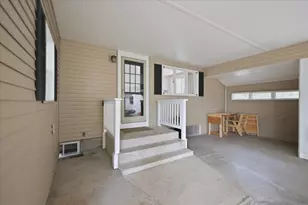 15 Raymond Ave, Walpole, MA 02081 - Photo 9