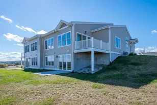 17 Pinnacle Pl, Millbury, MA 01527 - Photo 37