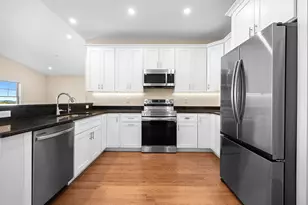 17 Pinnacle Pl, Millbury, MA 01527 - Photo 15
