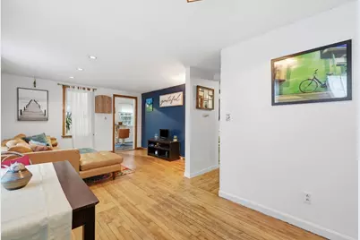107 Pinehurst St, Westfield, MA 01085 - Photo 11