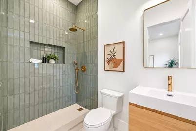 25 Kenyon St, Newton, MA 02465 - Photo 13