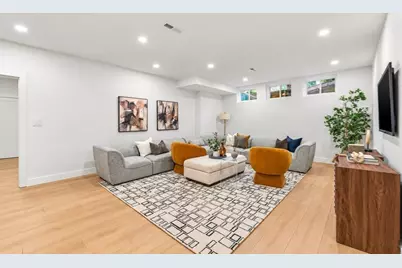 25 Kenyon St, Newton, MA 02465 - Photo 27