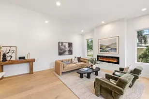 25 Kenyon St, Newton, MA 02465 - Photo 11