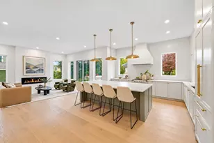 25 Kenyon St, Newton, MA 02465 - Photo 7