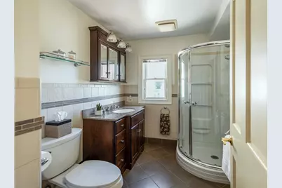 583 Essex St, Beverly, MA 01915 - Photo 19