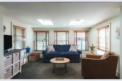 583 Essex St, Beverly, MA 01915 - Photo 17