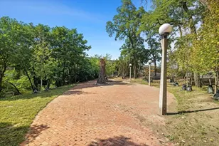 4 Charlesgate E, Boston, MA 02215 - Photo 29