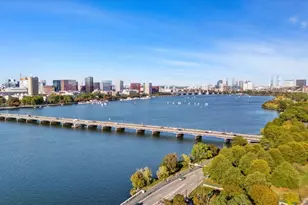 4 Charlesgate E, Boston, MA 02215 - Photo 25