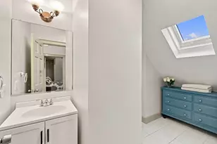 43 Hawkes St, Marblehead, MA 01945 - Photo 11