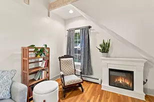 43 Hawkes St, Marblehead, MA 01945 - Photo 9