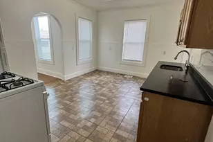 135 Chestnut St, Lynn, MA 01902 - Photo 9