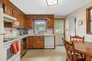 15 Packard St, Avon, MA 02322 - Photo 5