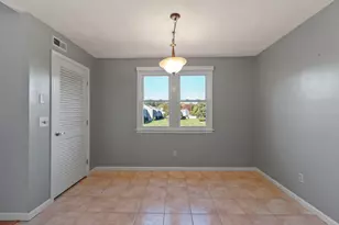 74 Tennis Plaza Rd, Dracut, MA 01826 - Photo 7