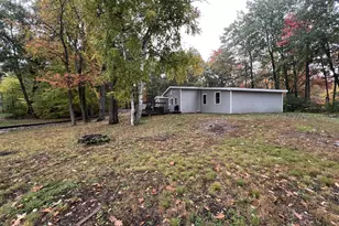439 Townsend Harbor Rd, Lunenburg, MA 01462 - Photo 3