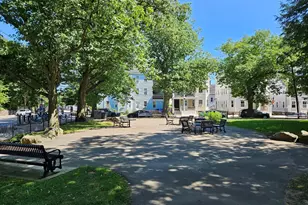 6 Edwin St, Brookline, MA 02445 - Photo 3
