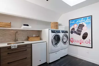 201 W Brookline #PH-401, Boston, MA 02118 - Photo 25