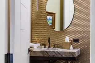 201 W Brookline, Boston, MA 02118 - Photo 17