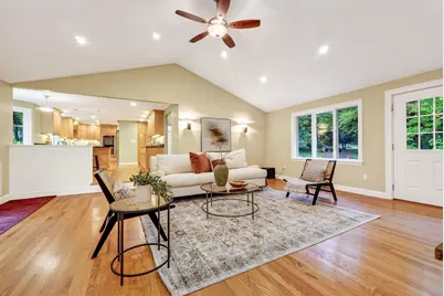 40 Wilson Rd, Bedford, MA 01730 - Photo 9