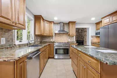 255 Haymeadow Rd, North Andover, MA 01845 - Photo 13