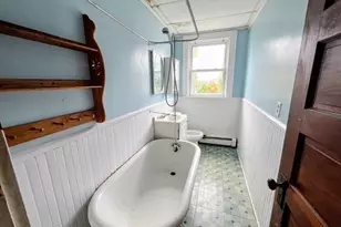 692 Penn St, Fall River, MA 02724 - Photo 11