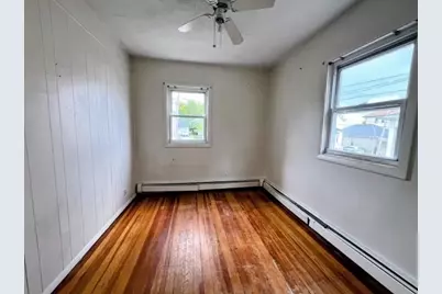 692 Penn St, Fall River, MA 02724 - Photo 7