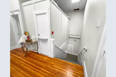 2031 Purchase St, New Bedford, MA 02740 - Photo 9