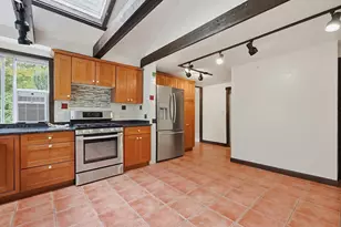 486 Belknap Rd, Framingham, MA 01701 - Photo 3