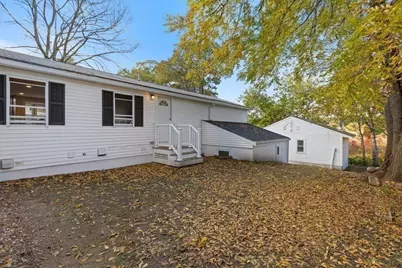 39 Forest St, Danvers, MA 01923 - Photo 25