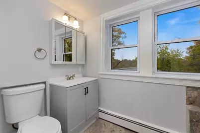 39 Forest St, Danvers, MA 01923 - Photo 9