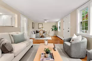 25 Chipman Rd, Beverly, MA 01915 - Photo 5