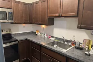 426 Whittenton St, Taunton, MA 02780 - Photo 15