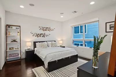 687 E 2nd St #6, Boston, MA 02127 - Photo 11