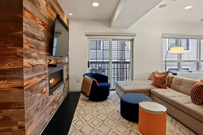 687 E 2nd St #6, Boston, MA 02127 - Photo 3