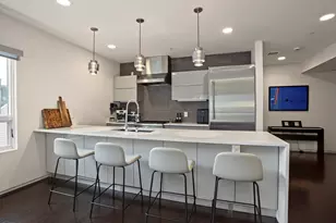 687 E 2nd St, Boston, MA 02127 - Photo 5