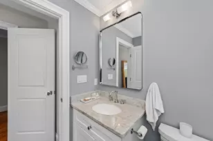 308 Bunker Hill St, Boston, MA 02129 - Photo 19