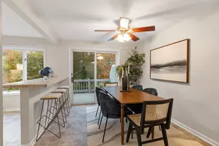 4302 Deerfield Cir, Peabody, MA 01960 - Photo 5
