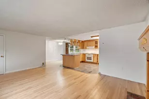 22 Doral Dr, Chelmsford, MA 01863 - Photo 11