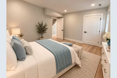 395 W Fourth, Boston, MA 02127 - Photo 15