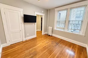 65 Park Dr, Boston, MA 02215 - Photo 5