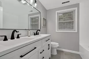 16 Horseshoe Ln, Clinton, MA 01510 - Photo 23