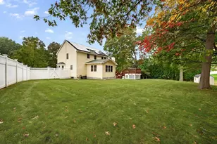 16 Horseshoe Ln, Clinton, MA 01510 - Photo 3