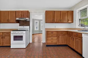 116 Purchase St, Milford, MA 01757 - Photo 5