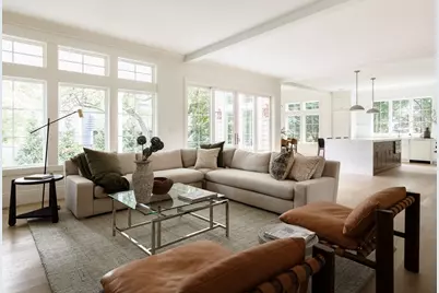 1640 Commonwealth Ave, Newton, MA 02465 - Photo 11