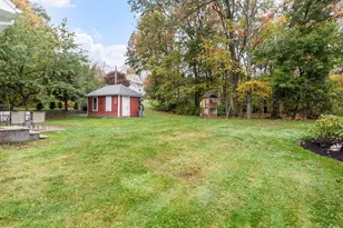 24 Dewey Ave, Boylston, MA 01505 - Photo 7