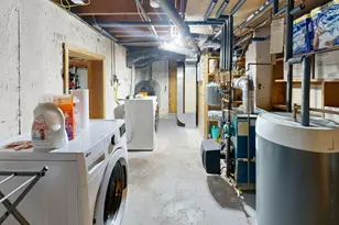 93 Ames St, Quincy, MA 02169 - Photo 37