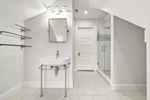 40 Shornecliffe Rd, Newton, MA 02458 - Photo 21