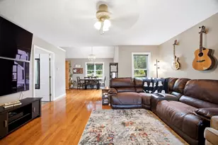 17 Curry Ln, Chicopee, MA 01022 - Photo 5
