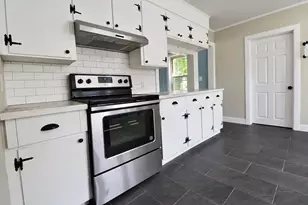 899 S Franklin, Holbrook, MA 02343 - Photo 11