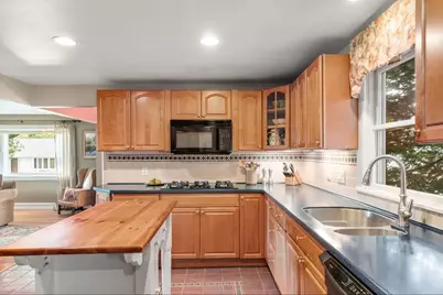 120 Park Avenue, Medford, MA 02155 - Photo 9